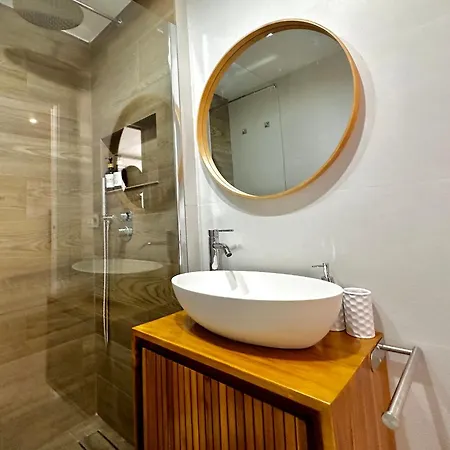 Apartment Oasis Center - Eaw Homes